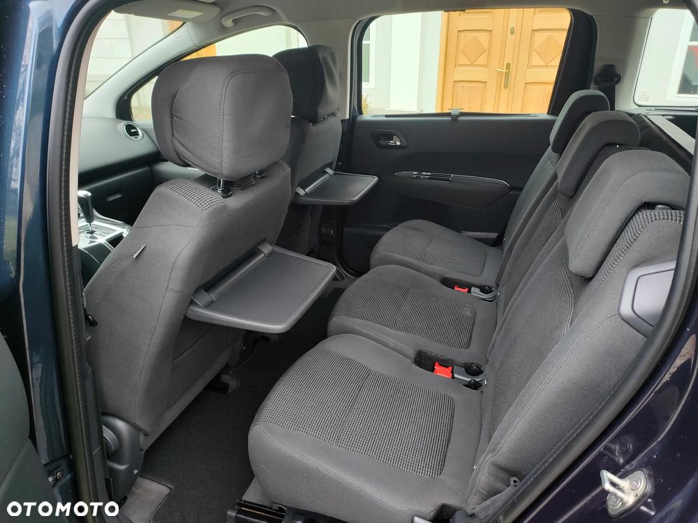 Peugeot 5008 - 19