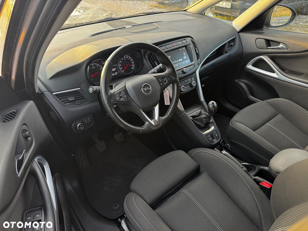 Opel Zafira 1.4 T Enjoy - 23