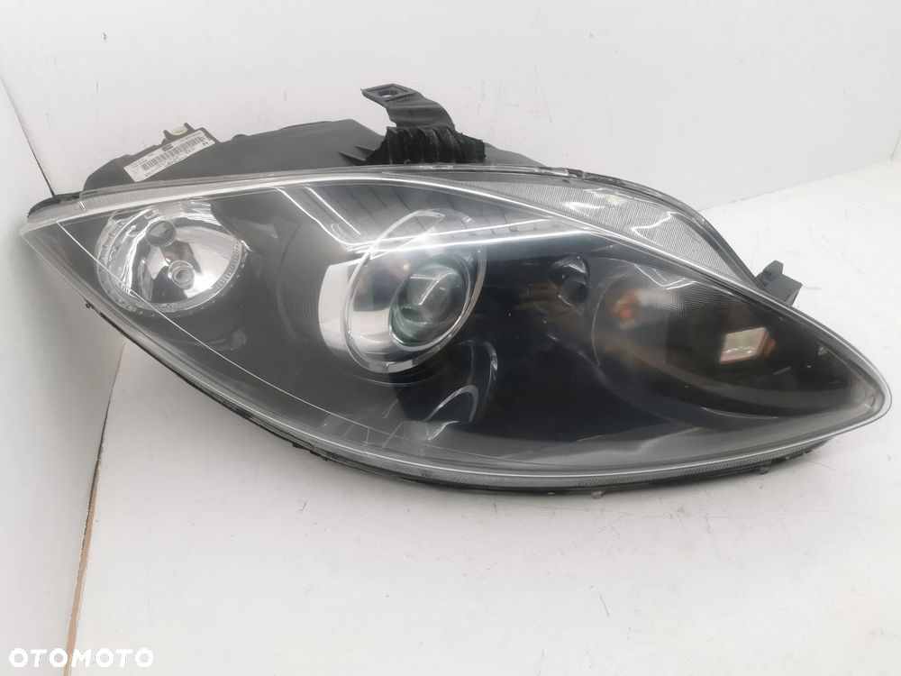 Lampa prawa Xenon Seat Leon 2 II  Altea toledo 1P1941754a  89318745 - 7