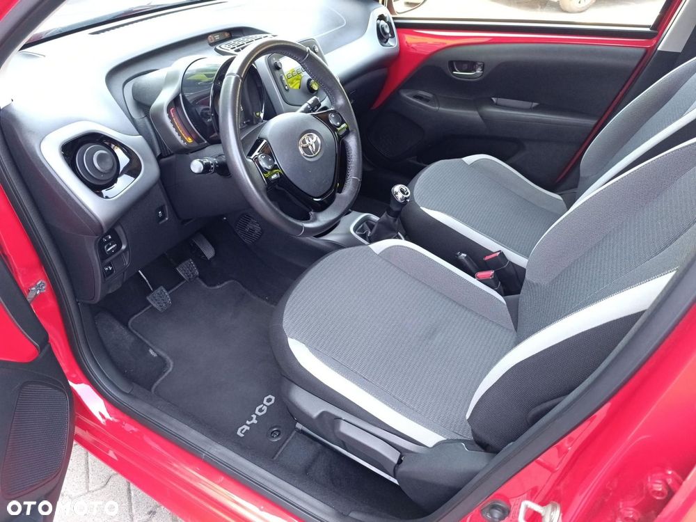 Toyota Aygo - 10