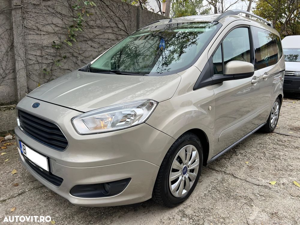 Ford Tourneo Courier 1.0 EcoBoost Trend - 14