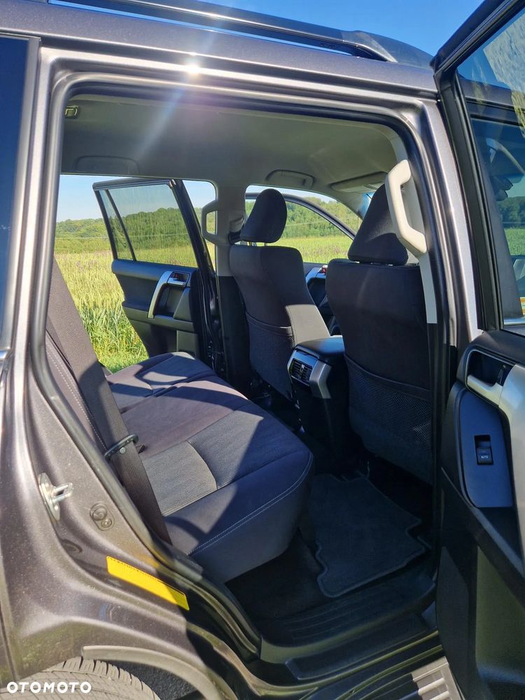 Toyota Land Cruiser LC 2.8 D-4D Prestige - 18