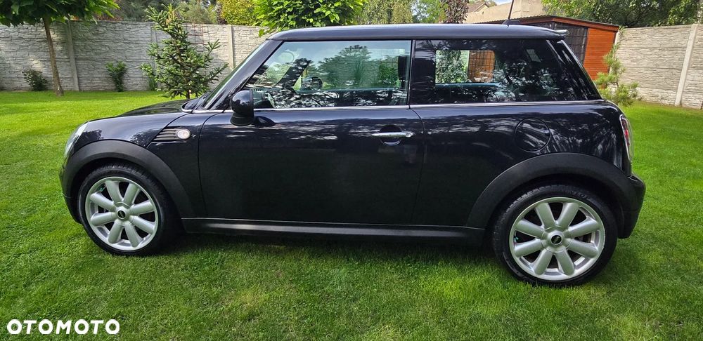 MINI Cooper Standard - 5