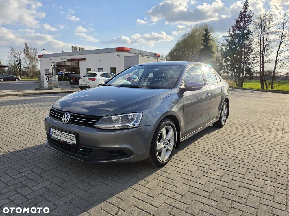 Volkswagen Jetta 1.2 TSI Comfortline Optimum - 1