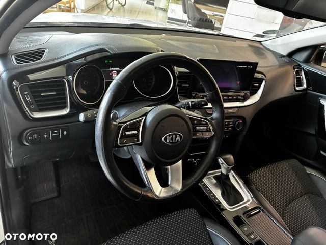 Kia XCeed 1.6 T-GDI Prestige Line DCT - 10