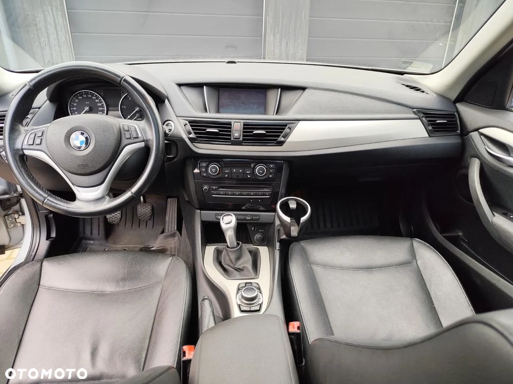 BMW X1 sDrive18d - 13