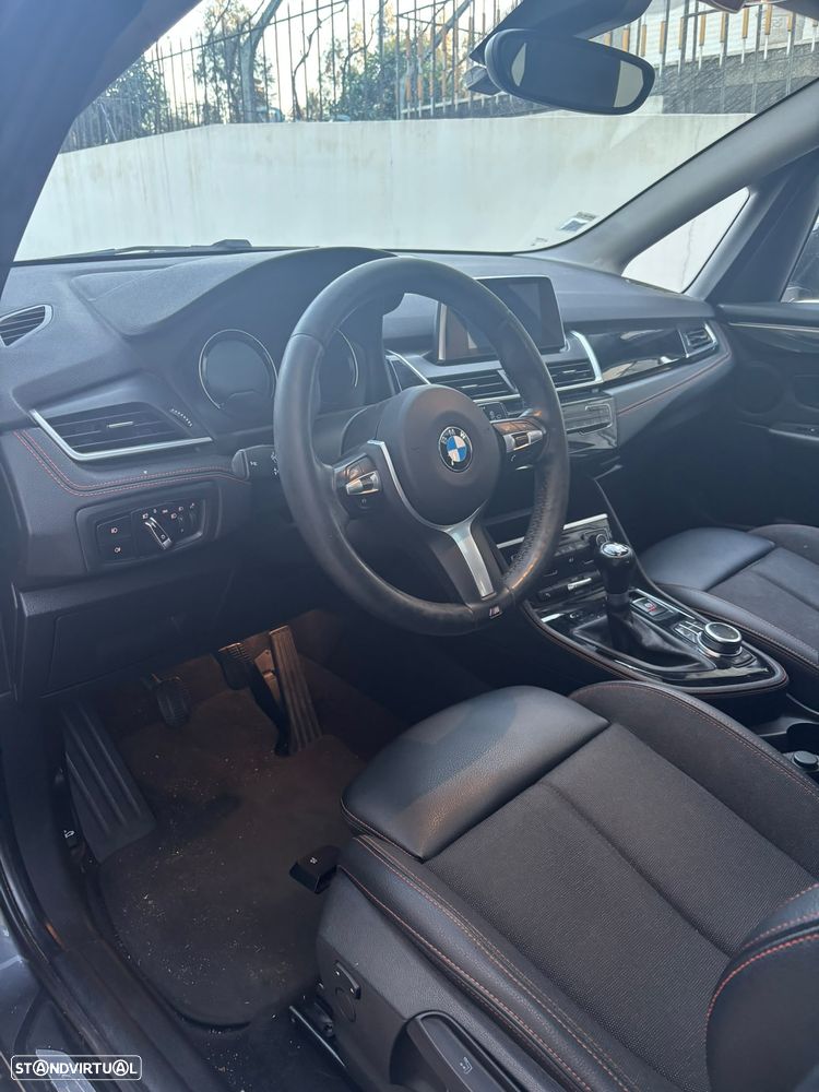 BMW 214 Active Tourer d Pack M - 2