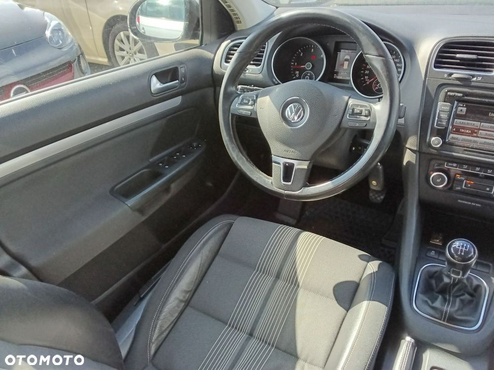 Volkswagen Golf - 15
