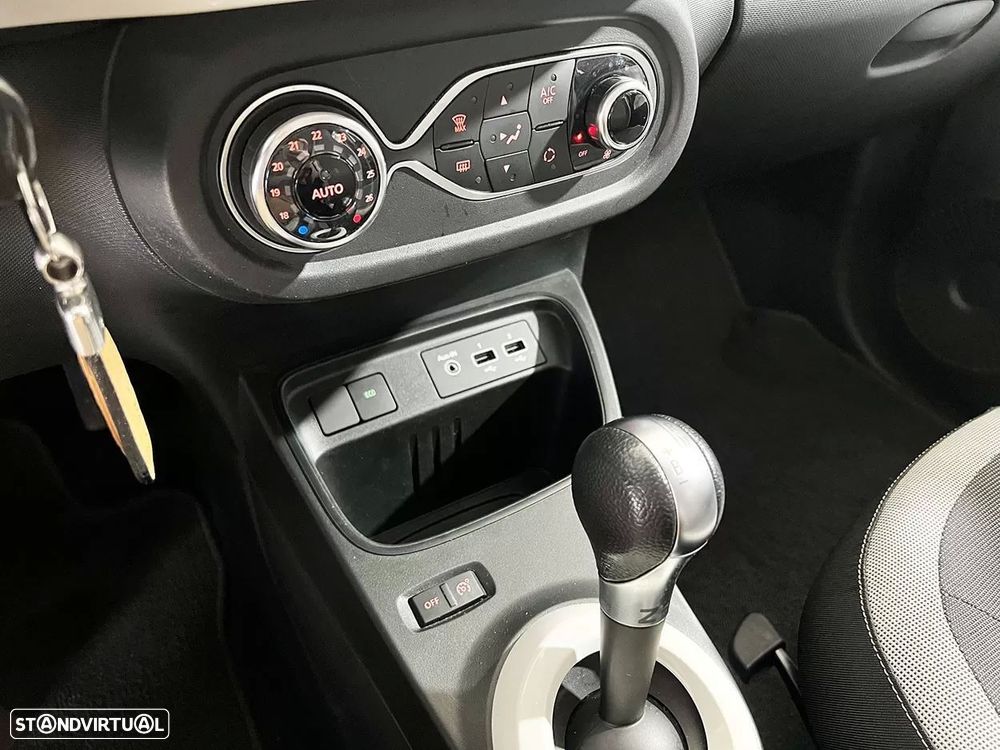 Renault Twingo Z.E. 22 Zen - 12