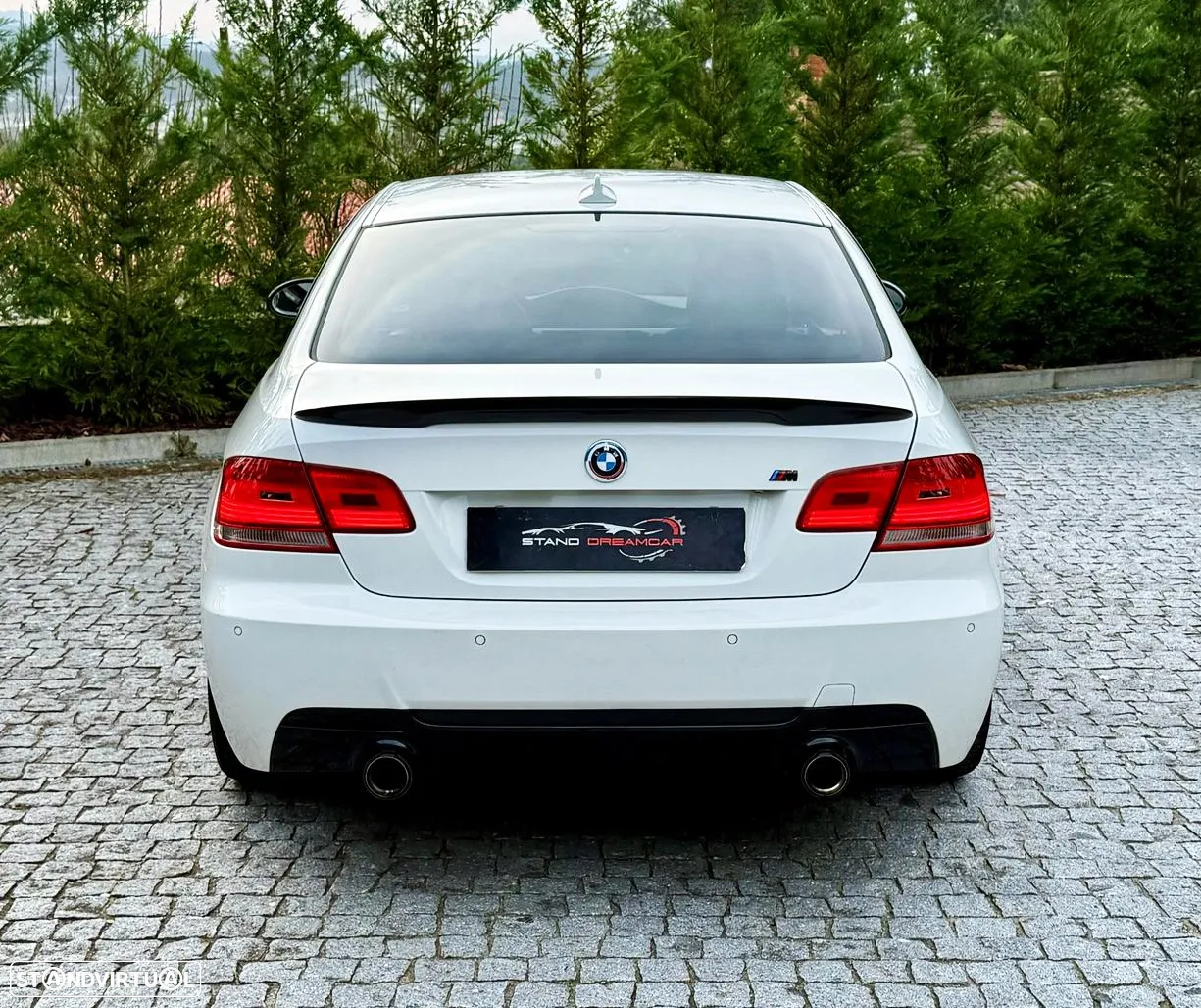 BMW 320 d Coupe Edição M - 8