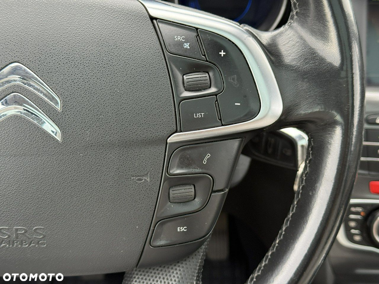 Citroën C4 e-HDi 110 Exclusive - 26