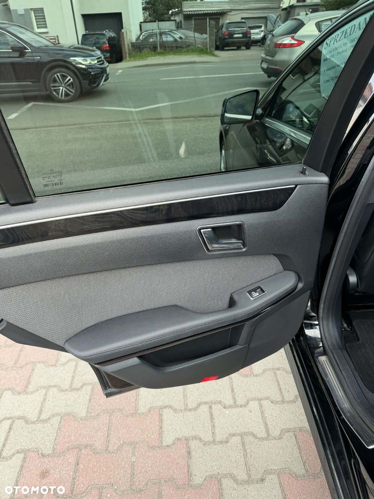 Mercedes-Benz Klasa E 350 CDI BlueEff Avantgarde - 12