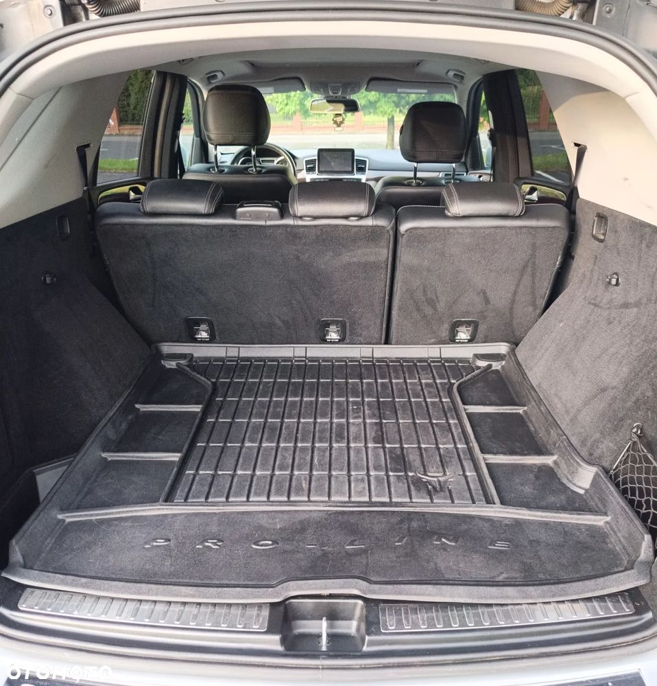 Mercedes-Benz ML 350 4MATIC (BlueEFFICIENCY) 7G-TRONIC - 15