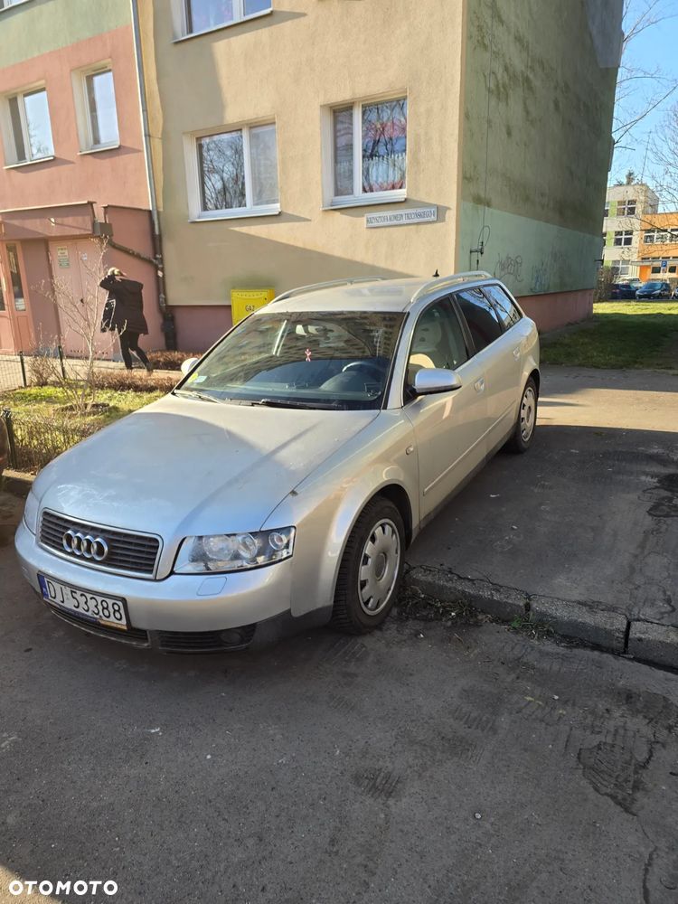 Audi A4 Avant - 3
