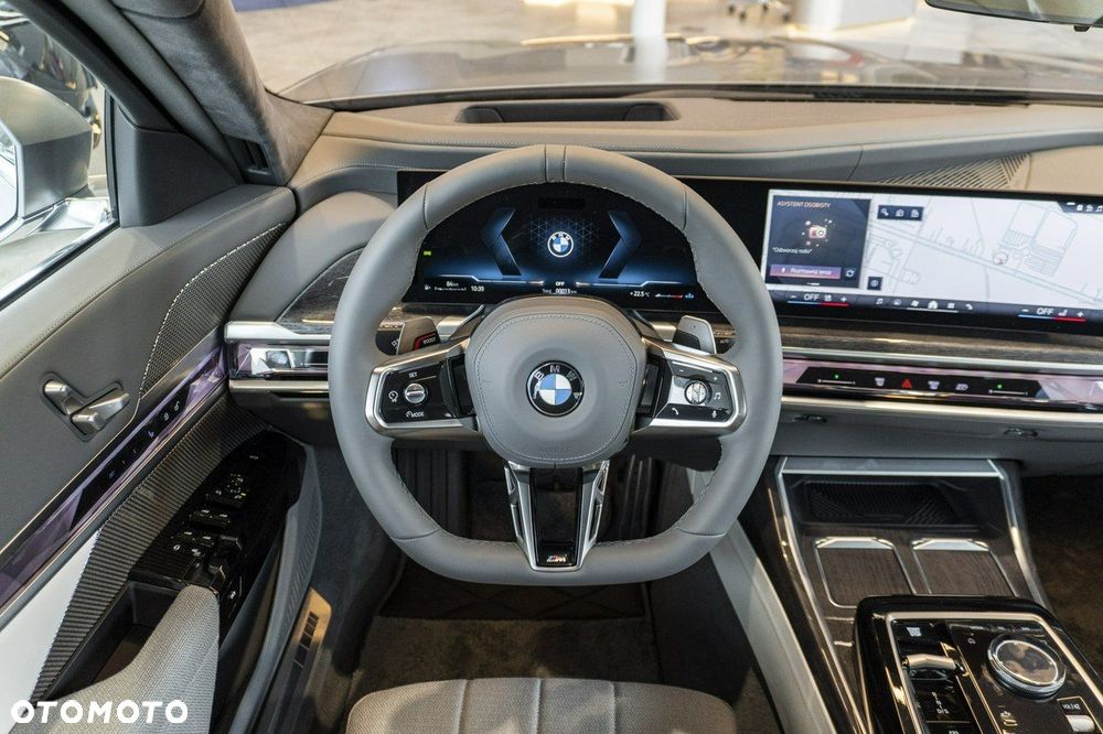 BMW Seria 7 - 16