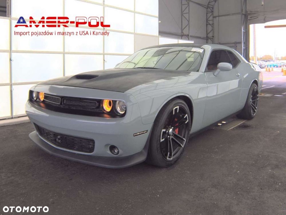 Dodge Challenger - 3