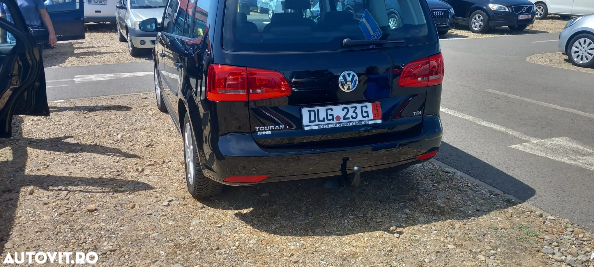 Volkswagen Touran - 5