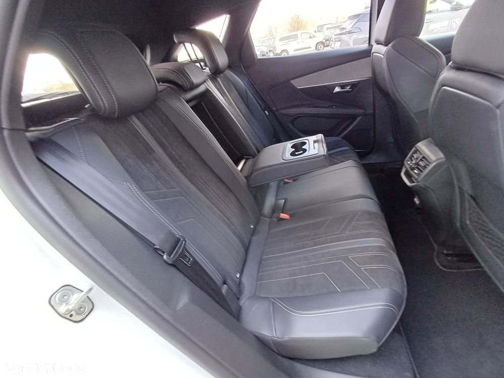 Peugeot 3008 1.5 BlueHDi GT S&S EAT8 - 35