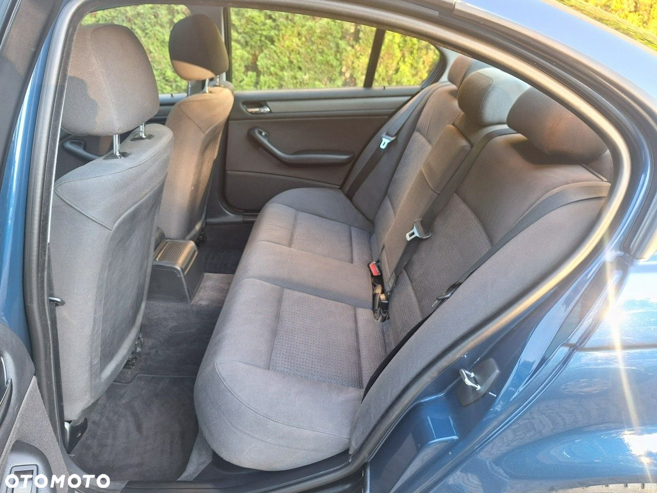 BMW Seria 3 318i Edition Exclusive - 13
