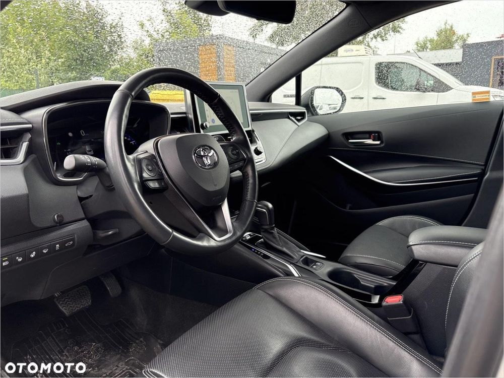 Toyota Corolla 2.0 Hybrid Executive - 9