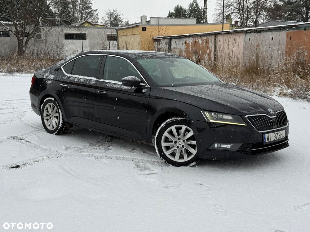 Skoda Superb 2.0 TDI 4x4 Ambition DSG - 4