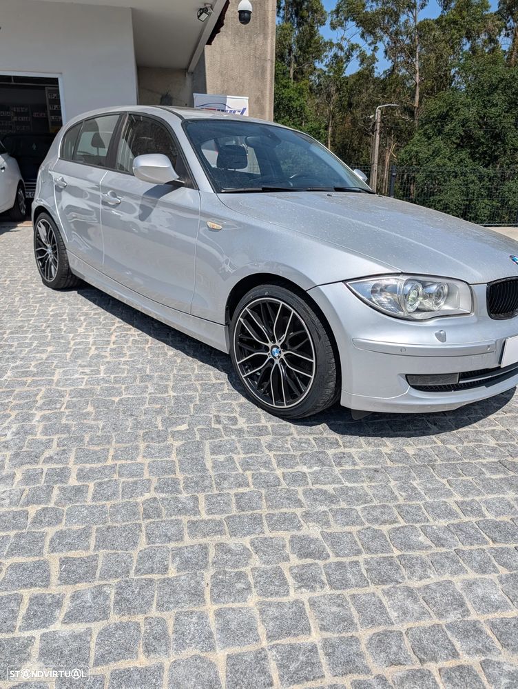 BMW 120 d Sport Line - 2