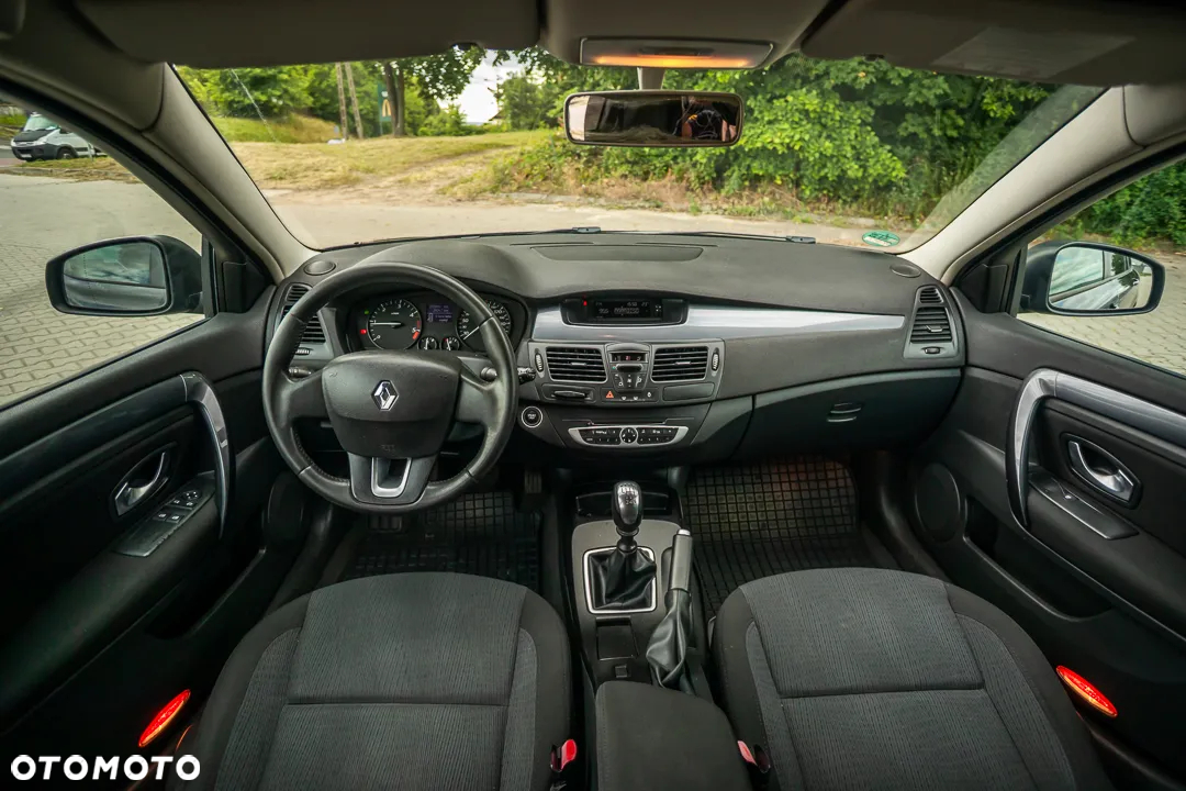 Renault Laguna 1.5 dCi Expression - 27