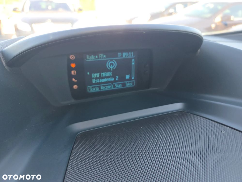Ford C-MAX 1.6 Ti-VCT Champions Edition - 32