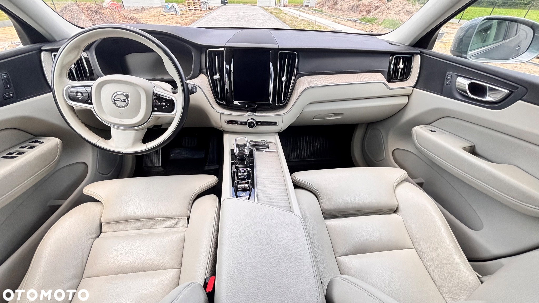 Volvo XC 60 - 11