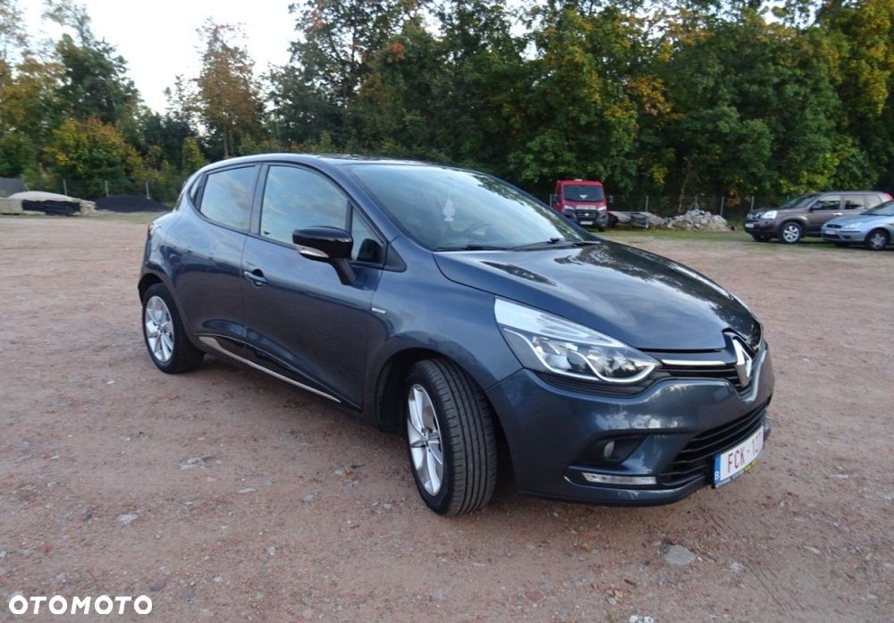 Renault Clio - 2