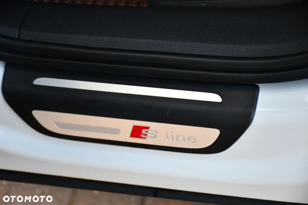 Audi Q3 40 TFSI Quattro S-Line S tronic - 20