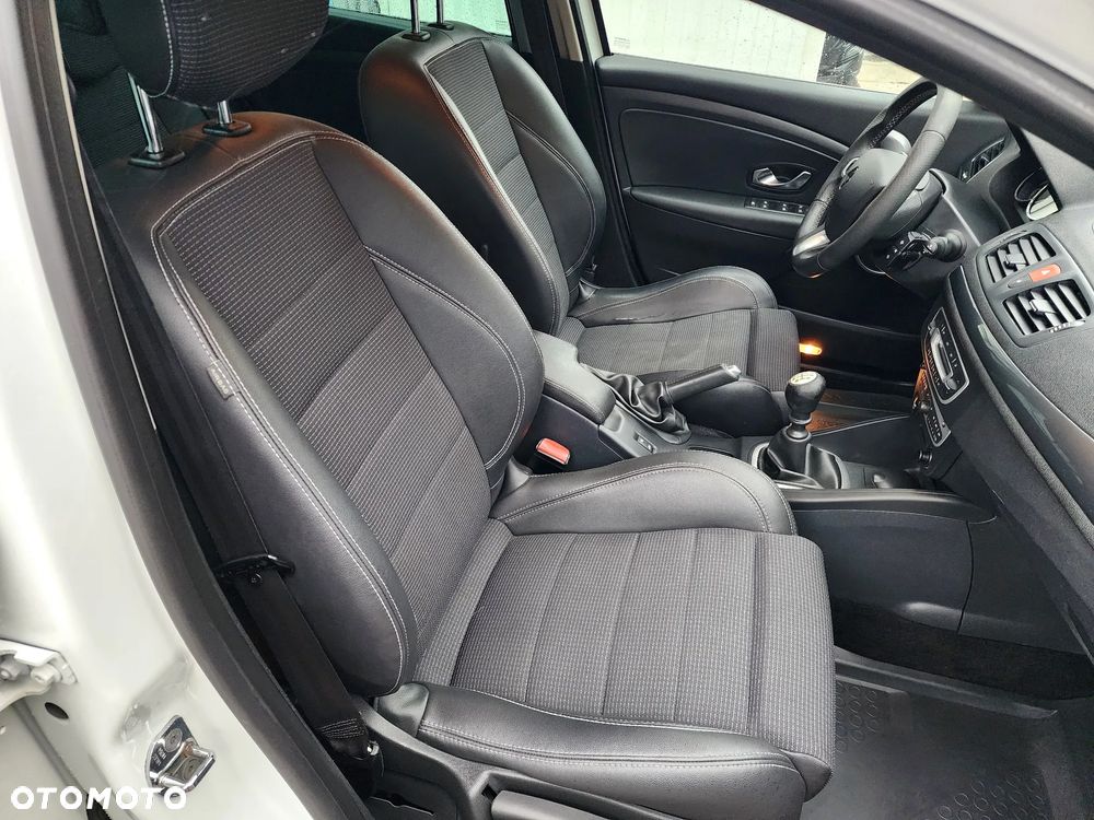 Renault Megane Grandtour dCi 160 FAP GT - 28
