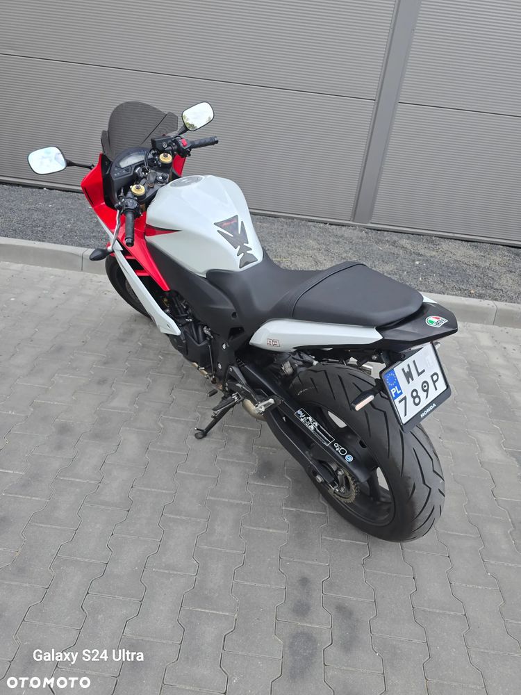 Honda CBR - 23