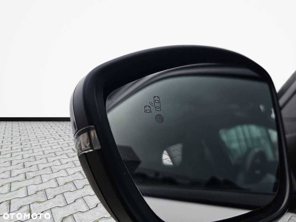 Peugeot 2008 1.2 PureTech GT S&S EAT8 - 32