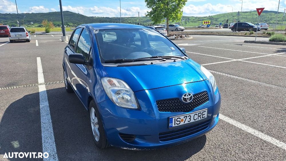 Toyota Yaris 1.3 Luna - 1