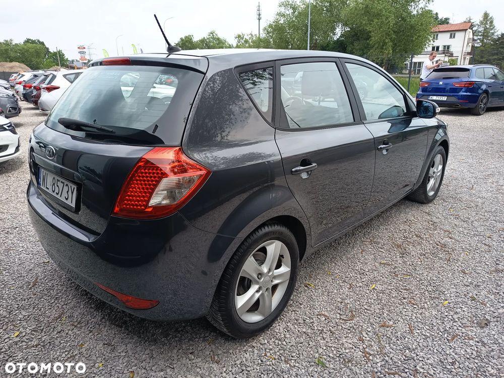 Kia Ceed 1.4 CVVT Spirit - 14
