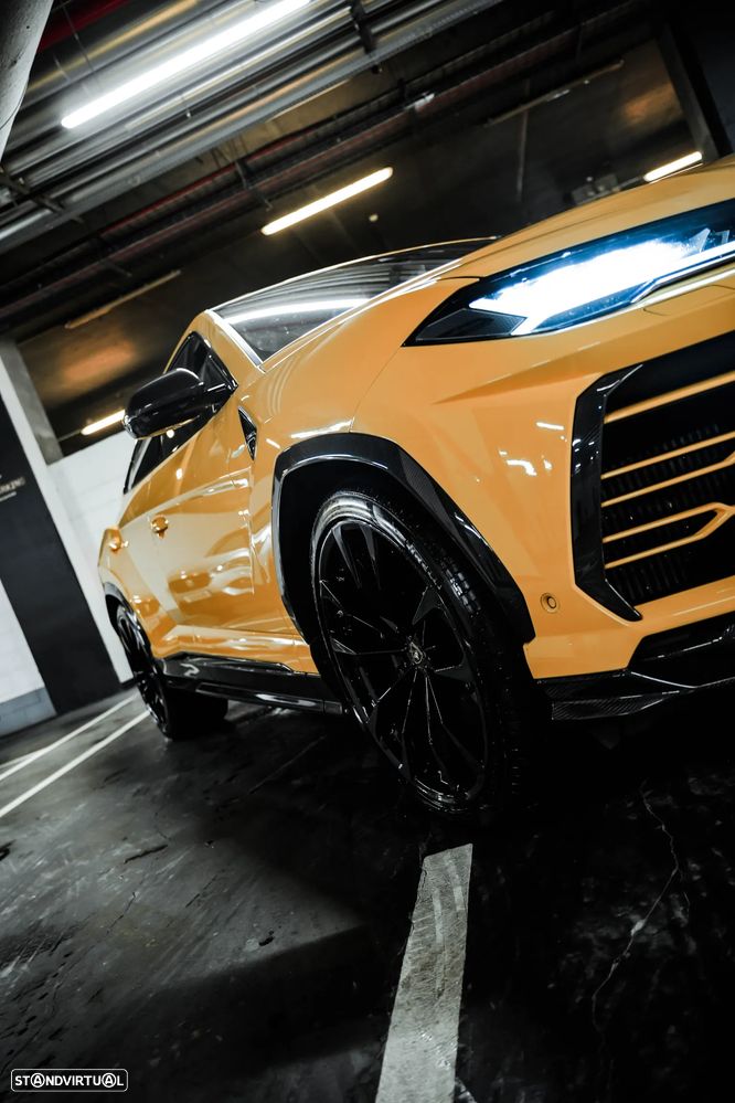 Lamborghini Urus - 8