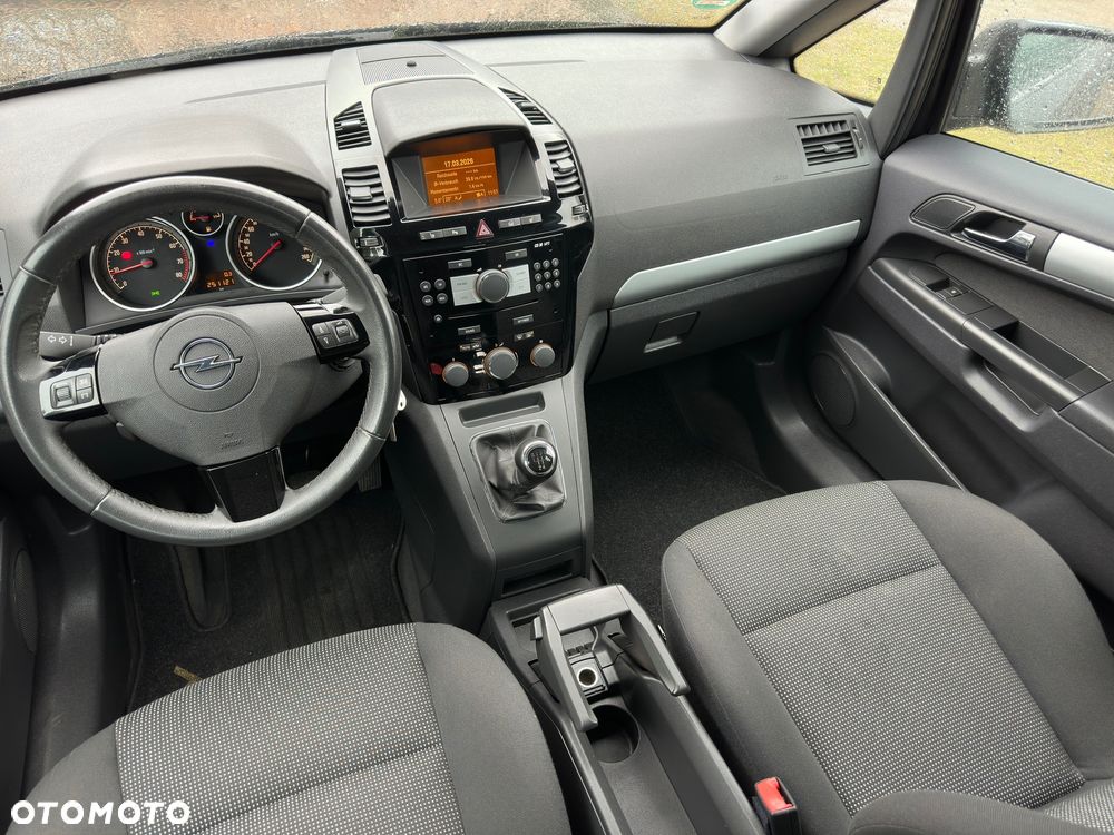 Opel Zafira 1.8 Family - 14
