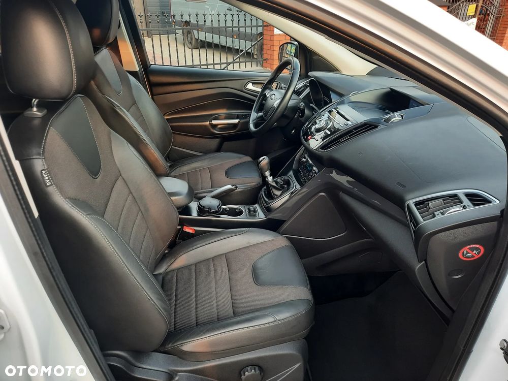 Ford Kuga 2.0 TDCi 2x4 SYNC - 14