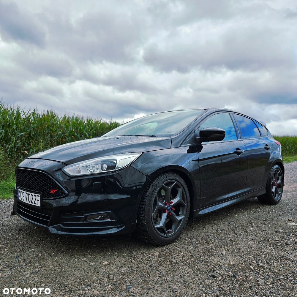 Ford Focus 2.0 EcoBoost ST - 1