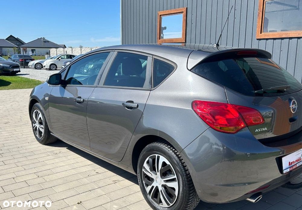 Opel Astra - 15