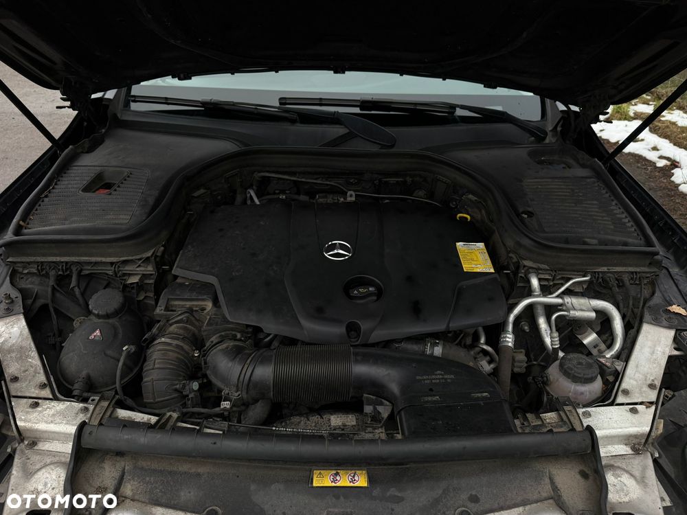 Mercedes-Benz GLC 220 d 4Matic 9G-TRONIC - 26