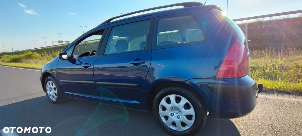 Peugeot 307 HDi 110 Tendance - 9