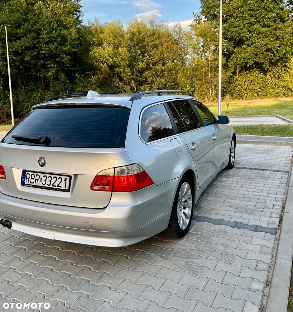 BMW Seria 5 525d - 3