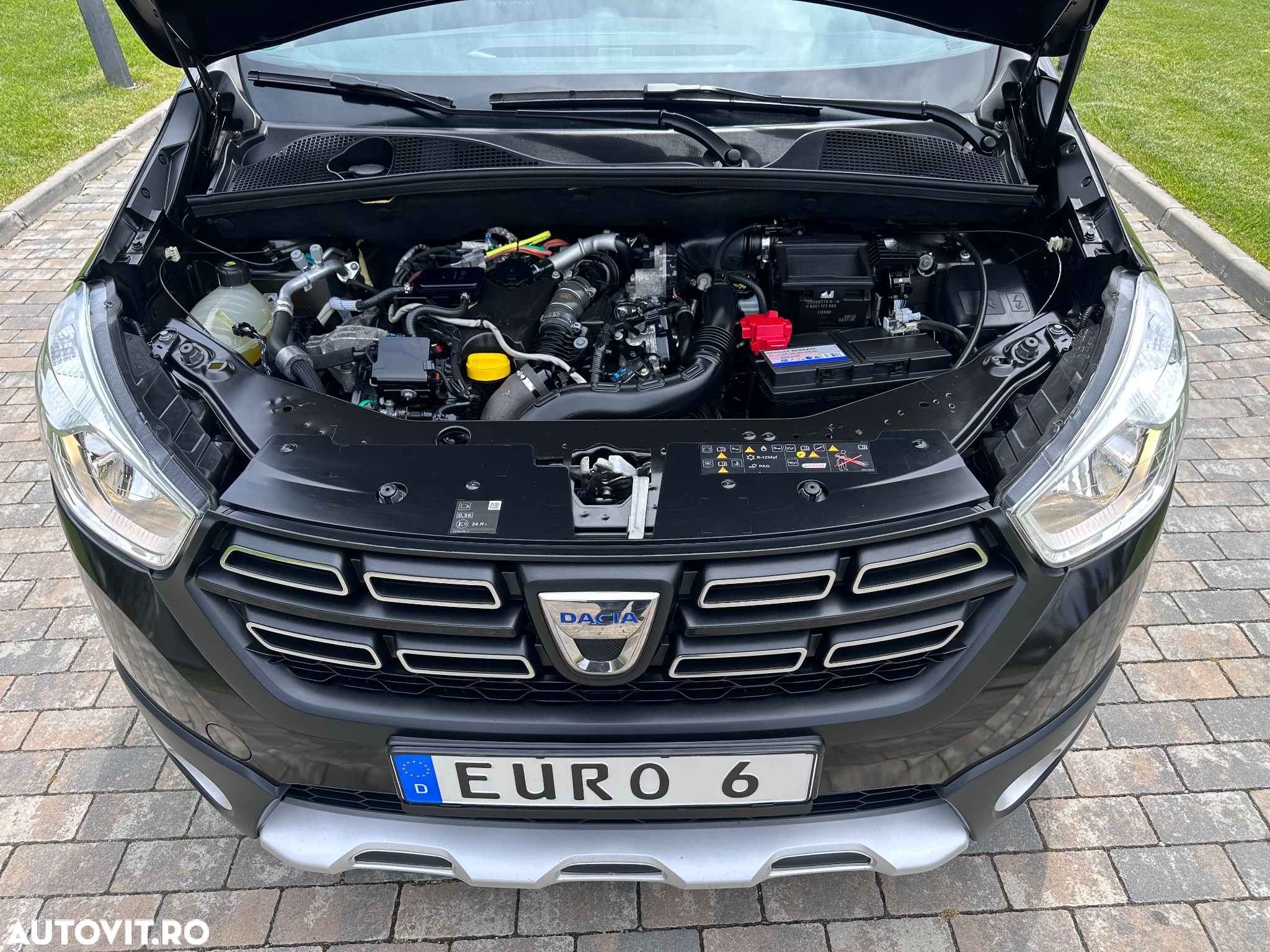 Dacia Lodgy 1.5 Blue dCi Stepway - 12
