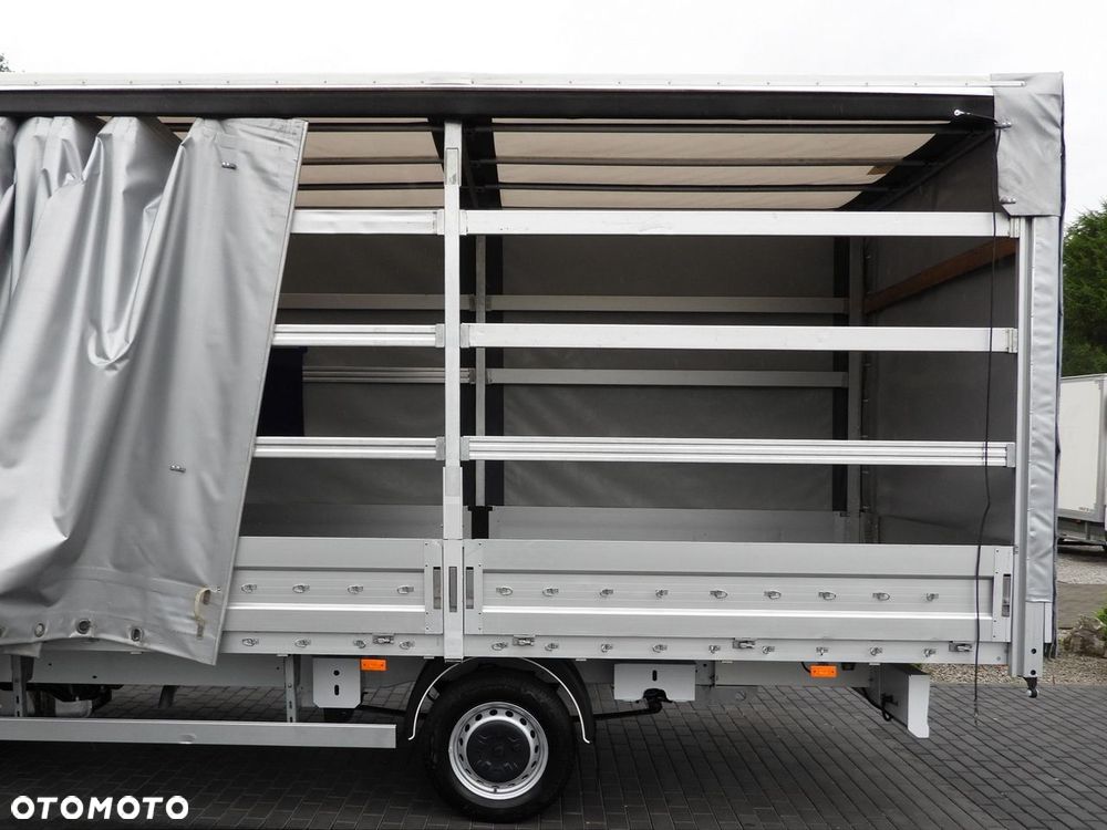 Renault MASTER PLANDEKA 10 PALET WEBASTO TEMPOMAT LEDY PNEUMATYKA KLIMATYZACJA  165KM - 23