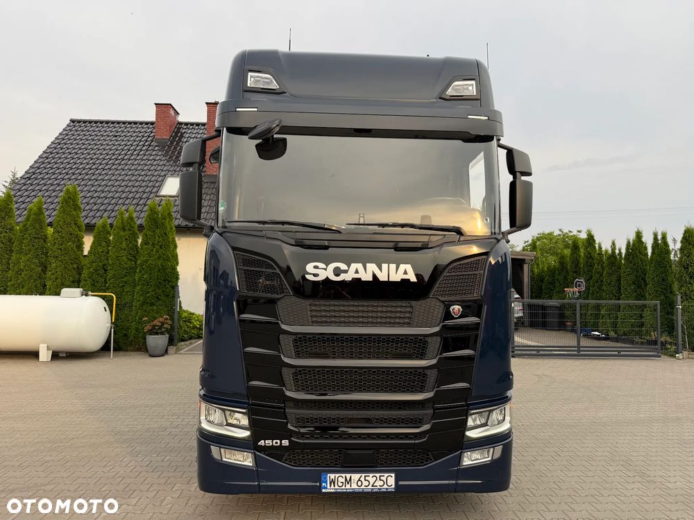 Scania 450S - 2