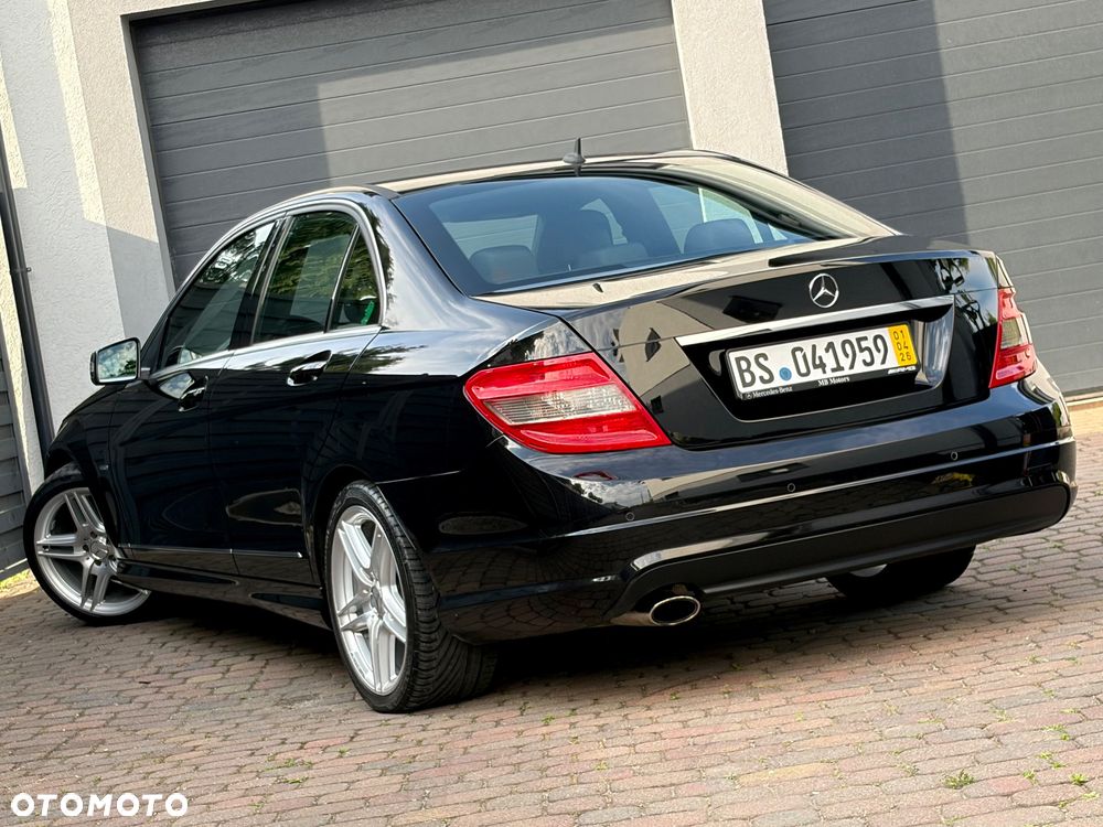 Mercedes-Benz Klasa C 180 Kompressor Automatik BlueEFFICIENCY Special Edition - 15