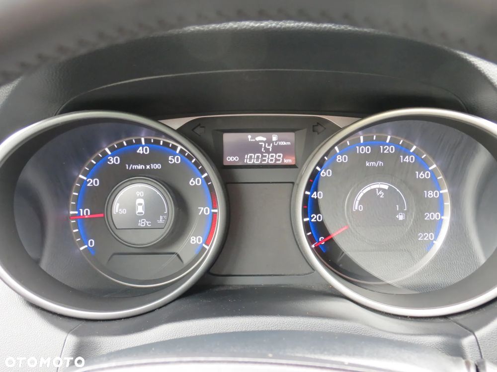 Hyundai ix35 - 30