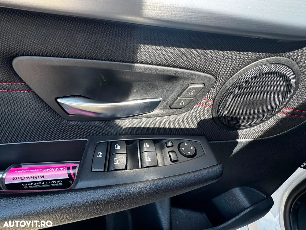 BMW Seria 2 218d Sport-Aut. Sport Line - 21